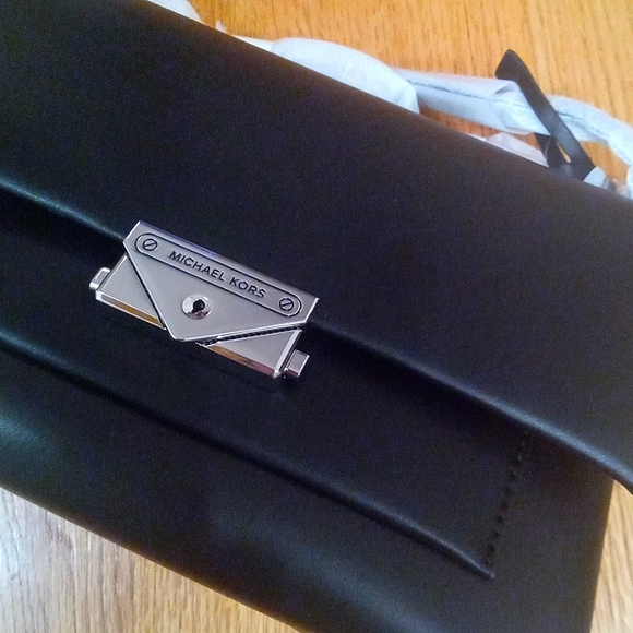 NEW!🌟HP🌟MICHAEL KORS Cece Medium Flap Shoulder Satchel Crossbody - Picture 10 of 12